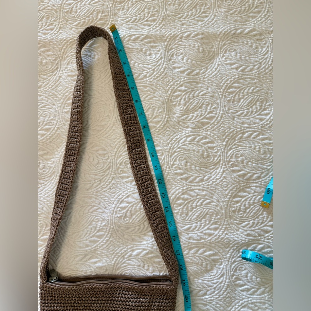 LE SAK - The SAK - Small Taupe Khaki Tan Crochet Crossbody Bag - Picture 4 of 9